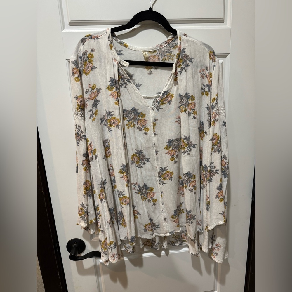 Free People White Tunic with Yellow Floral Design - Picture 3 of 7